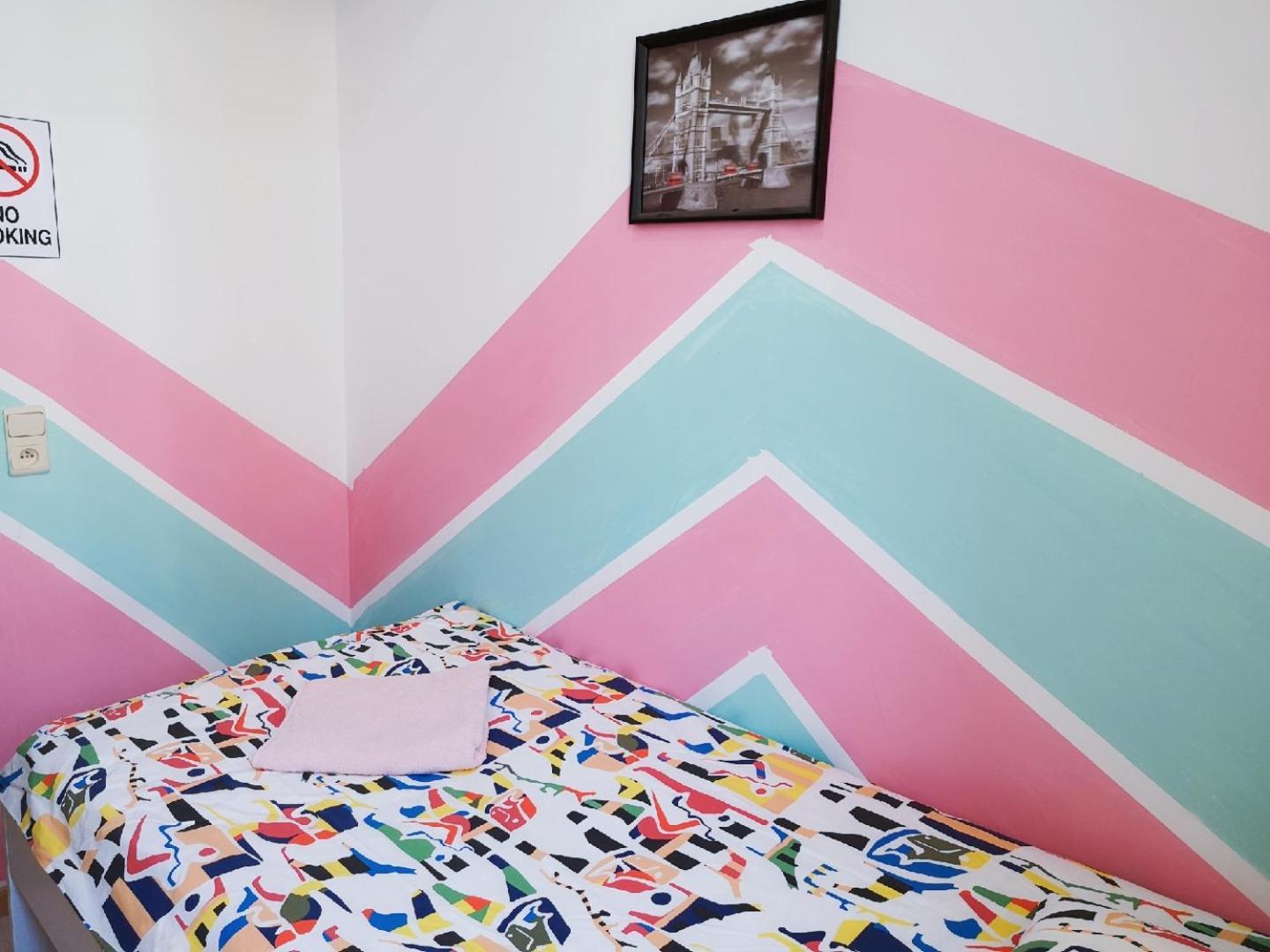A Private Room For Backpacker Share Bathroom ブリュッセル エクステリア 写真