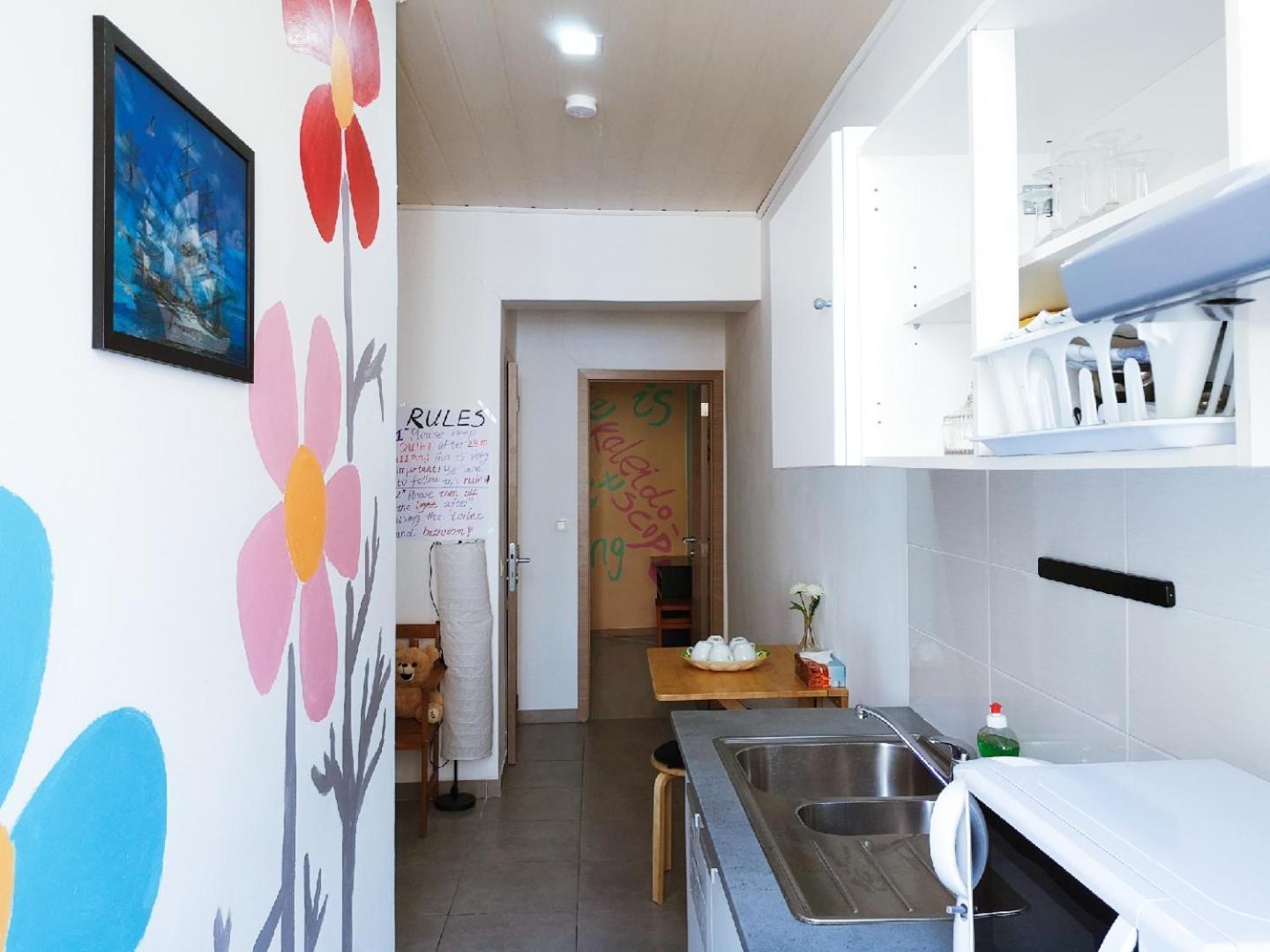 A Private Room For Backpacker Share Bathroom ブリュッセル エクステリア 写真